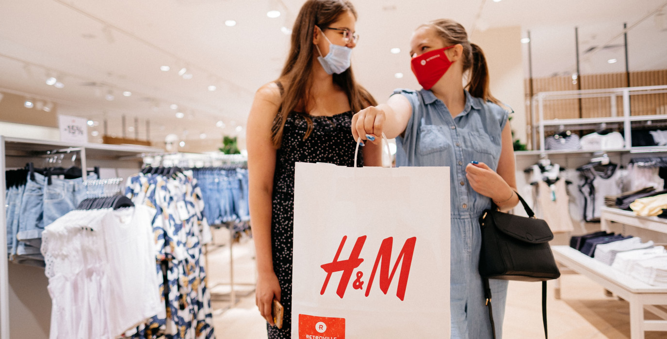 Глобальний літній розпродаж до -50% у H&M!